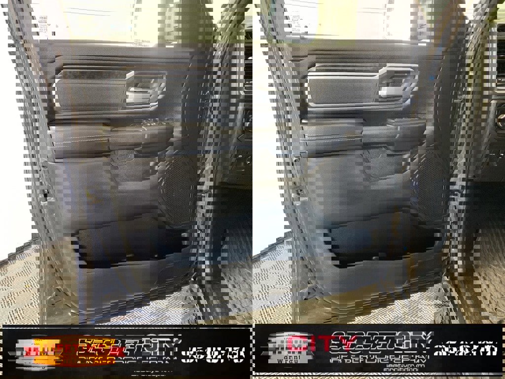 Used 2022 RAM 1500 Big Horn image 12