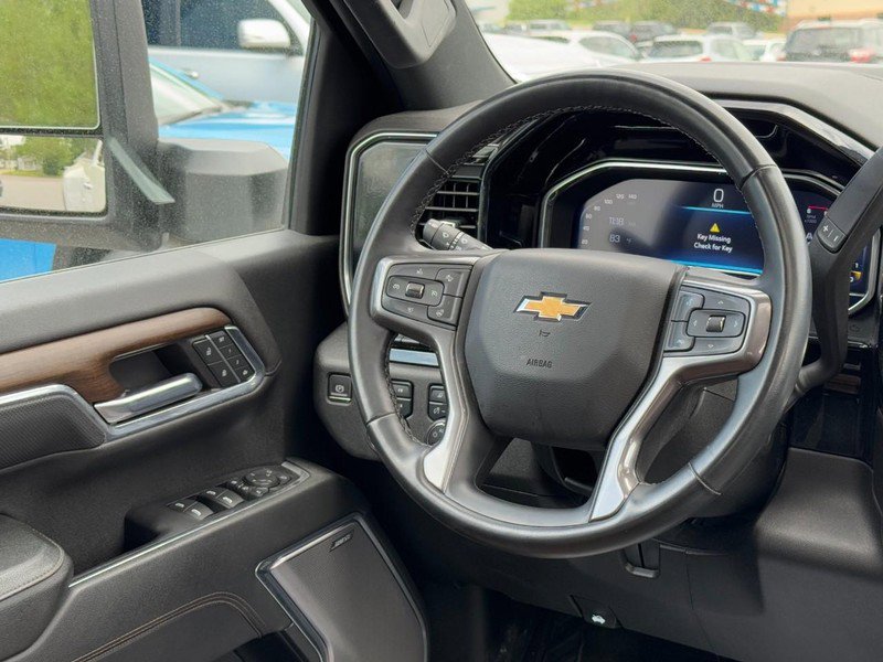 Used 2024 Chevrolet Silverado 3500 High Country w/ High Country Premium Package image 13