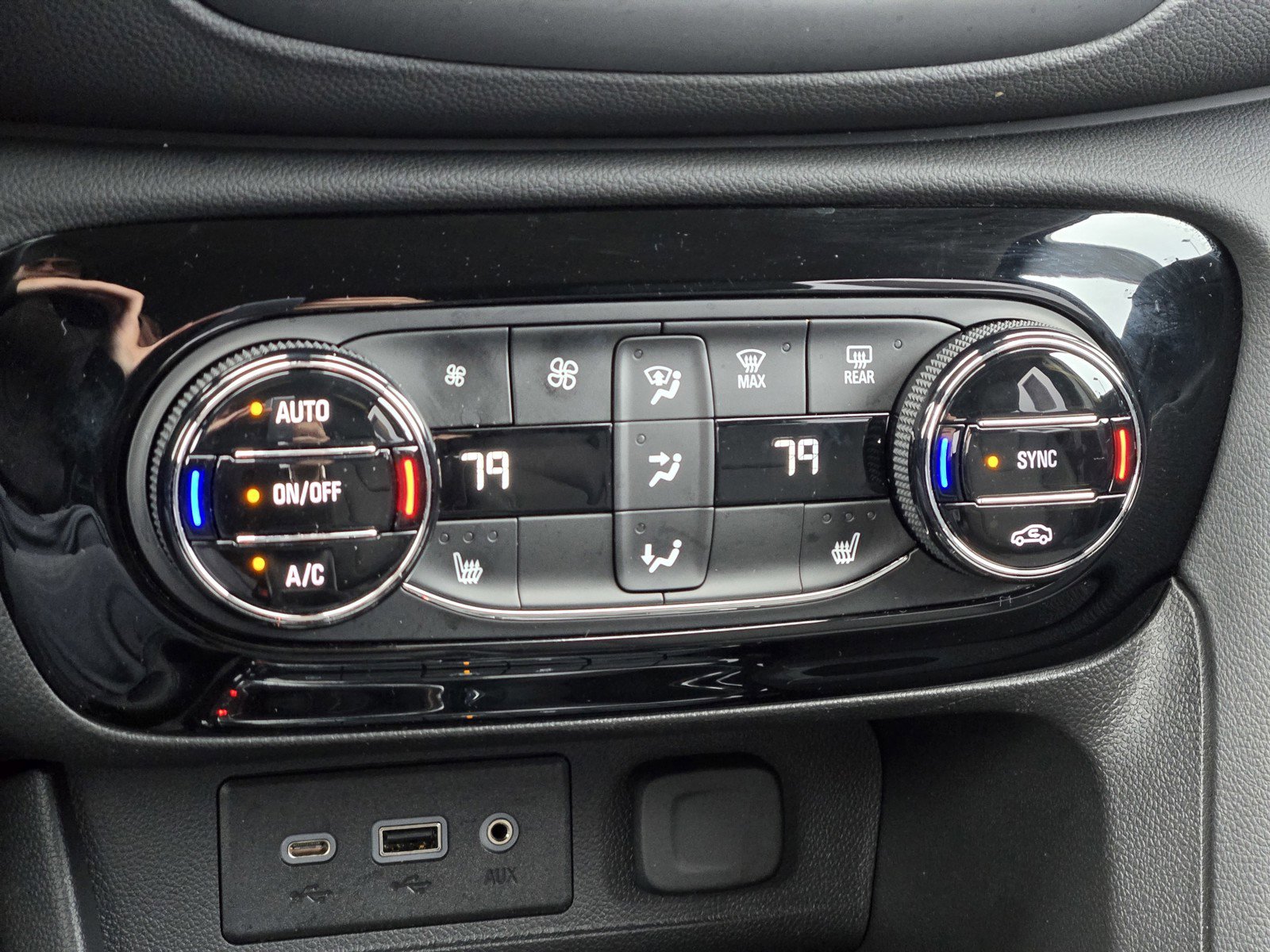 Certified 2023 Buick Encore GX Select image 20