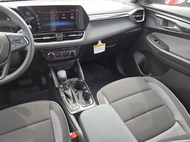 New 2026 Chevrolet TrailBlazer LT w/ Driver Confidence Package FWD image 28