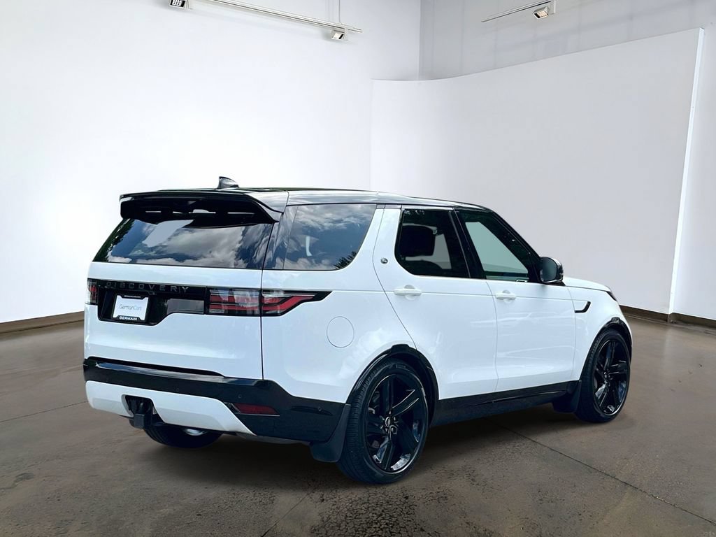 Used 2025 Land Rover Discovery Dynamic SE AWD/4WD image 4
