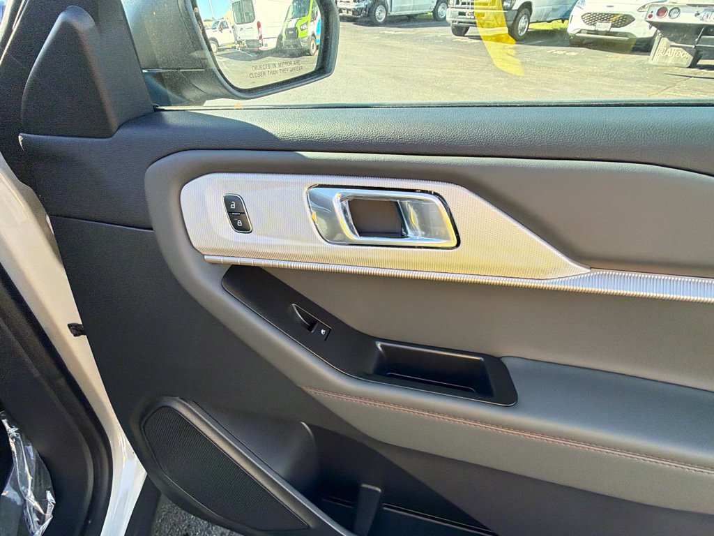 New 2027 Ford Explorer Active AWD/4WD image 36