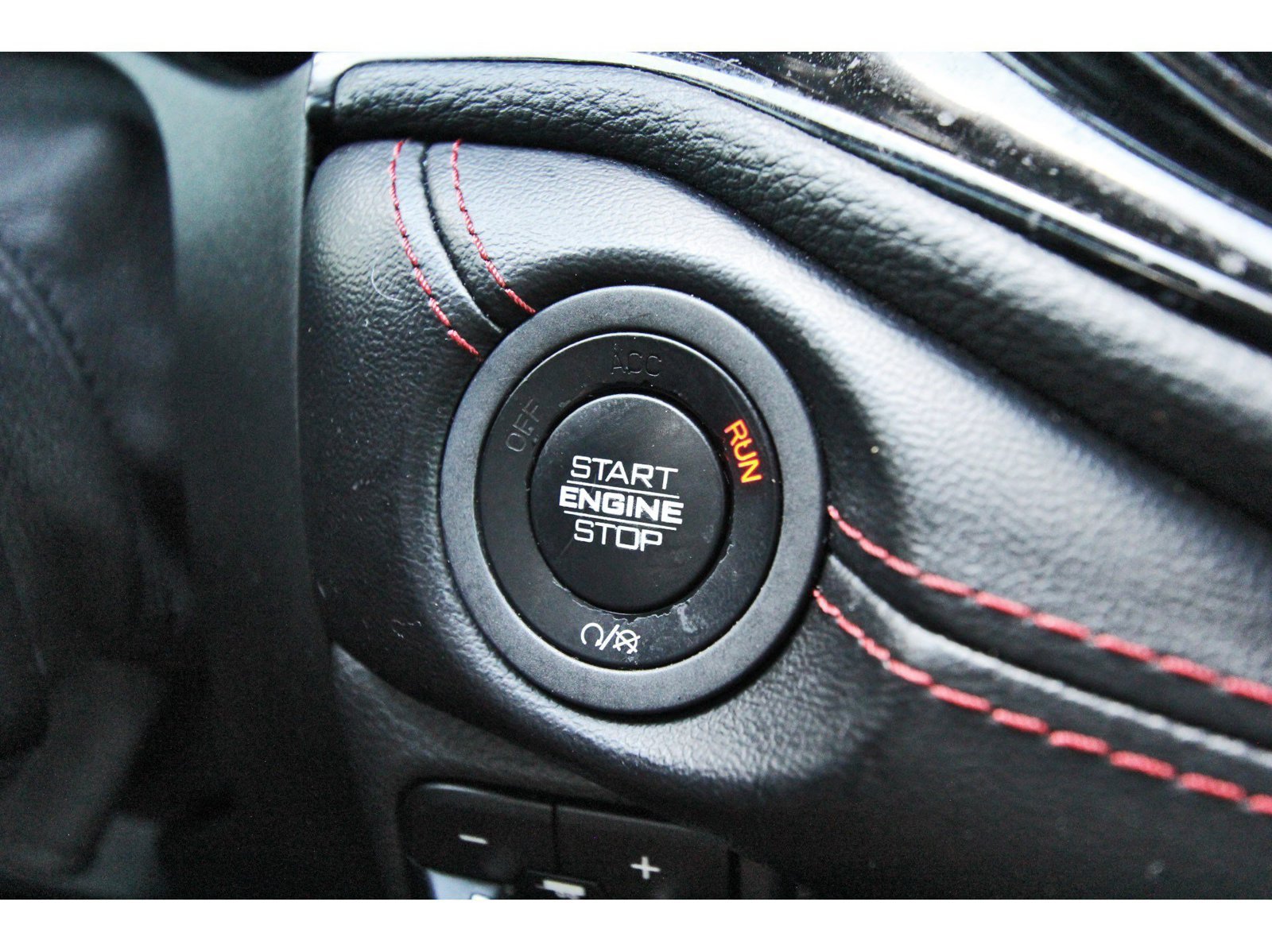Used 2023 Dodge Durango R/T RWD image 28