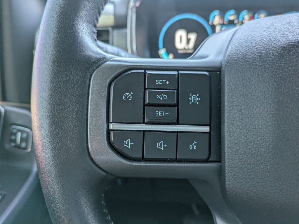 Used 2022 Ford F150 Lariat w/ Tow Technology Package image 28