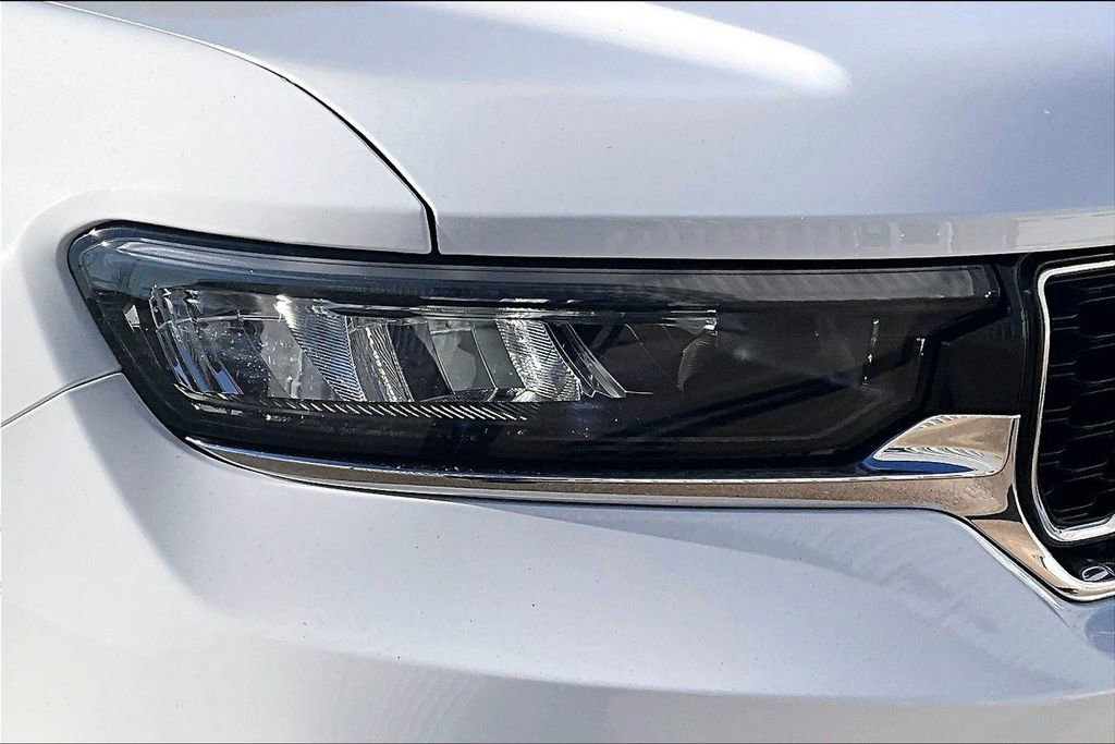 Used 2023 Jeep Grand Cherokee 4WD 4xe image 29