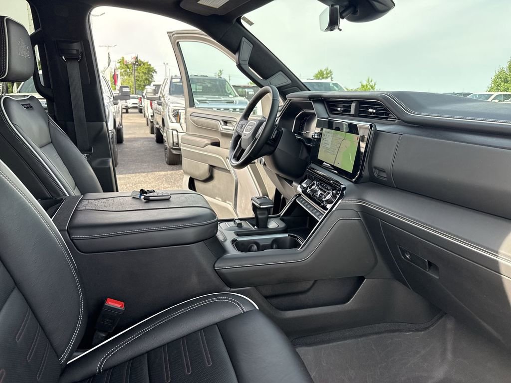 Certified 2025 GMC Sierra 1500 AT4X w/ AT4X AEV Edition AWD/4WD image 35