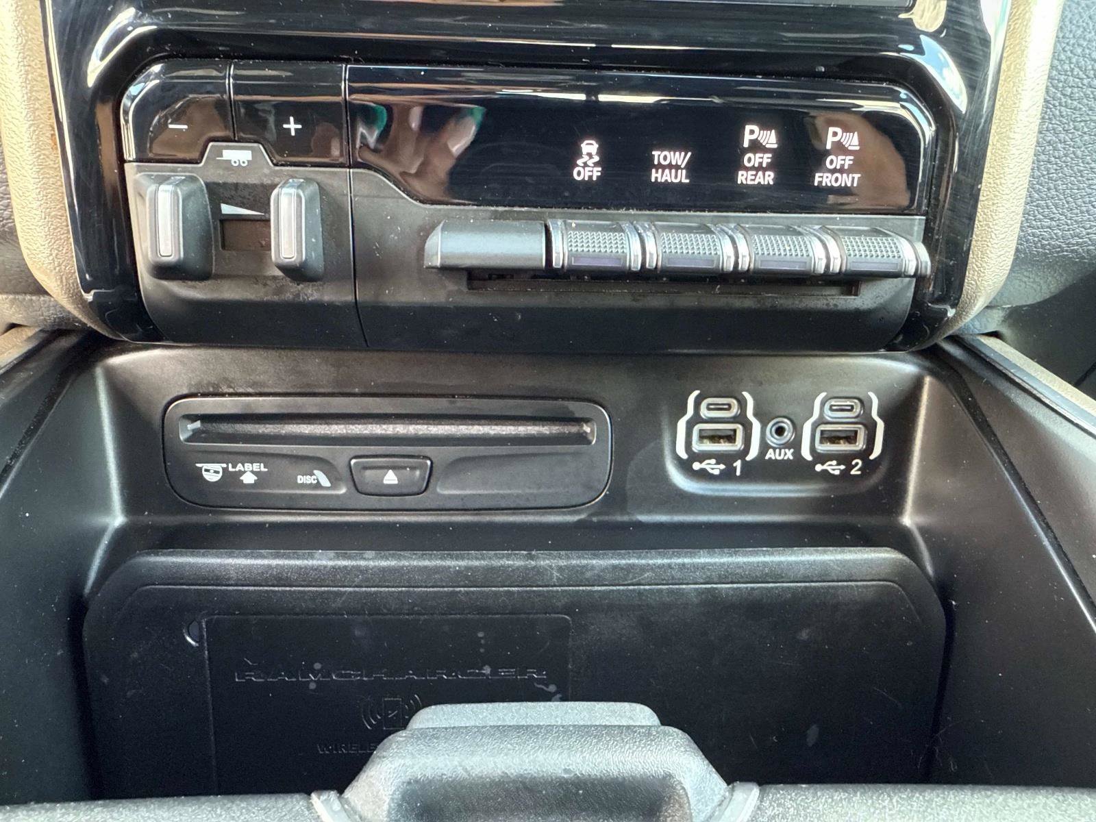 Used 2019 RAM 1500 Laramie image 27