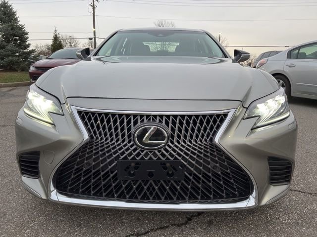 Used 2018 Lexus LS 500 AWD w/ Accessory Package (Z1) image 2