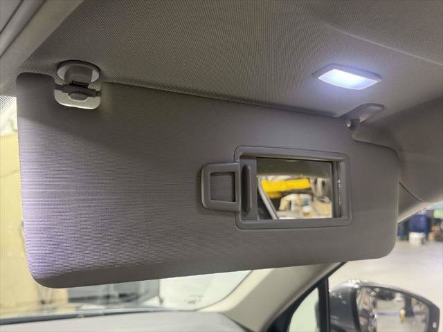 Used 2019 Volkswagen Tiguan SE w/ Panoramic Sunroof Package AWD/4WD image 30