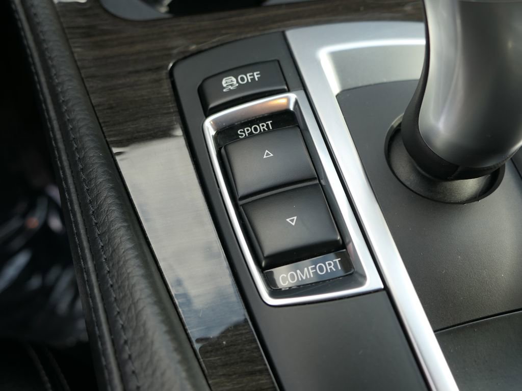Used 2014 BMW 528i Sedan RWD image 22