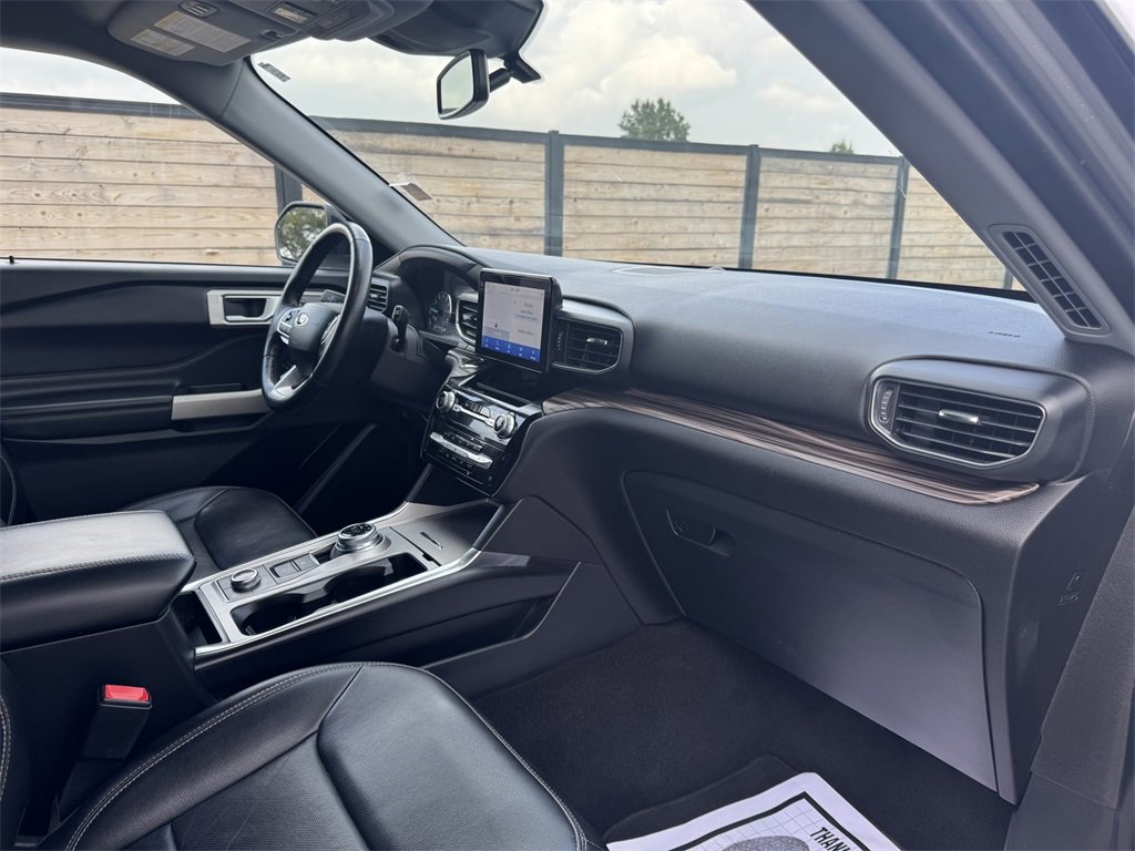 Used 2022 Ford Explorer Limited image 20