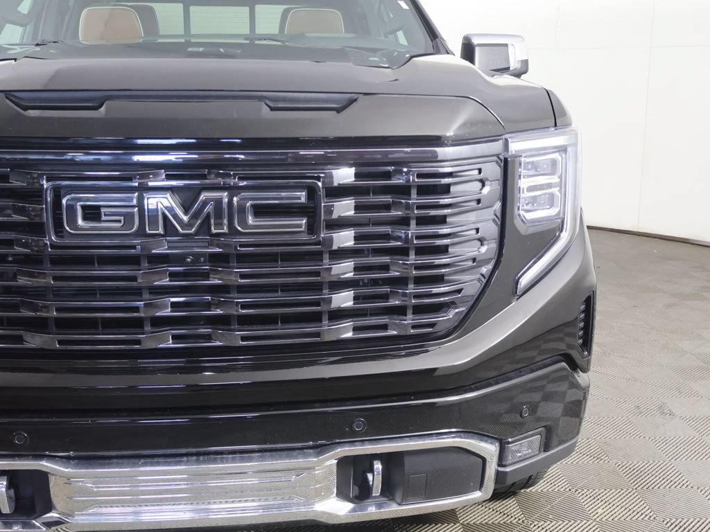 Used 2025 GMC Sierra 1500 Denali Ultimate AWD/4WD image 16