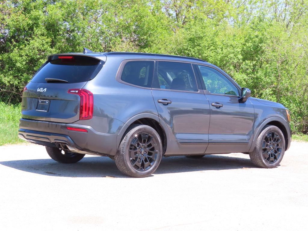 Used 2022 Kia Telluride EX w/ EX Premium Package AWD/4WD image 3