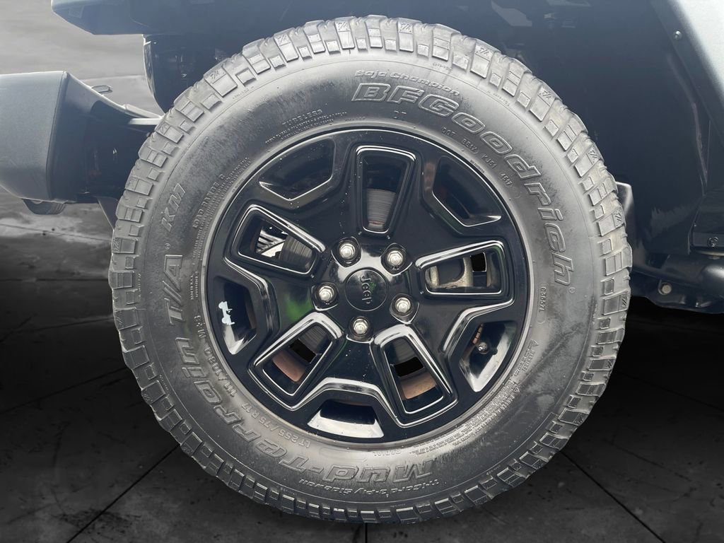 Used 2018 Jeep Wrangler Unlimited Willys Wheeler image 14