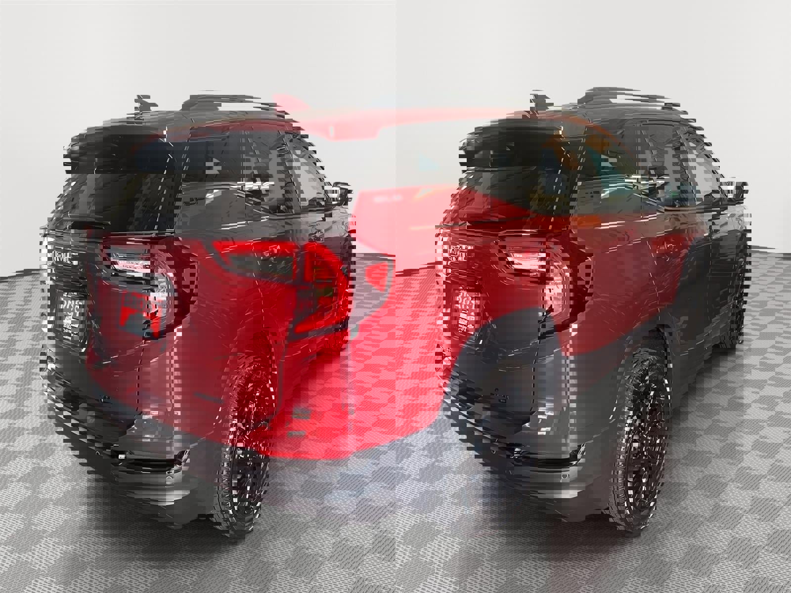 Used 2023 GMC Terrain SLE w/ Driver Convenience Package image 4