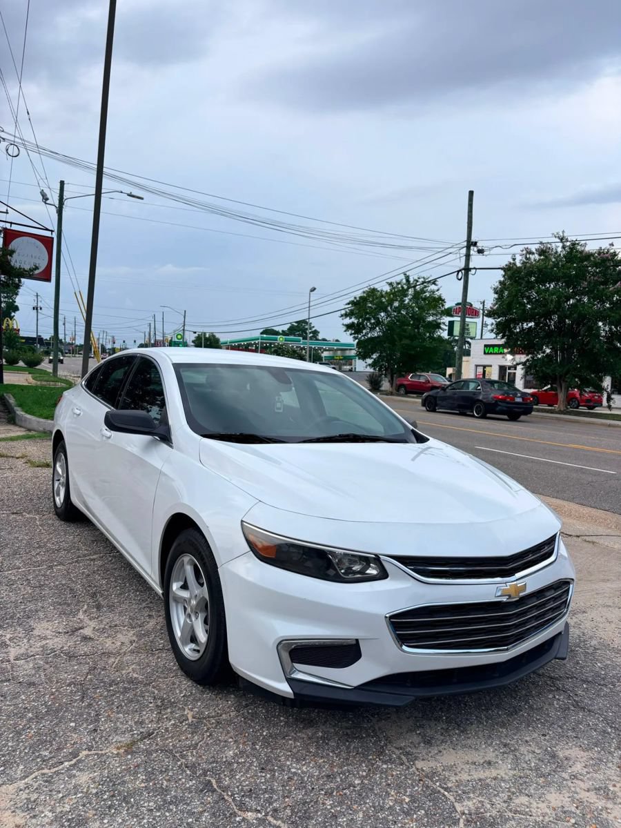 Used 2018 Chevrolet Malibu LS