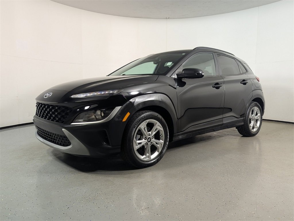 Used 2022 Hyundai Kona SEL w/ Convenience Package image 3