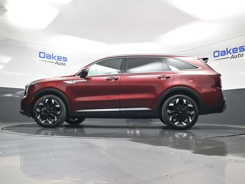 Certified 2025 Kia Sorento EX image 44