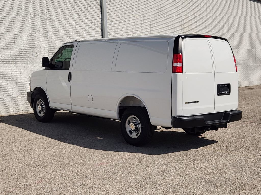 New 2025 Chevrolet Express 2500 w/ Driver Convenience Package image 3