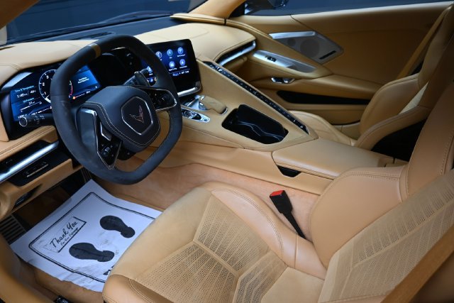 Used 2023 Chevrolet Corvette Stingray Premium Conv w/ Z51 Performance Package RWD image 17