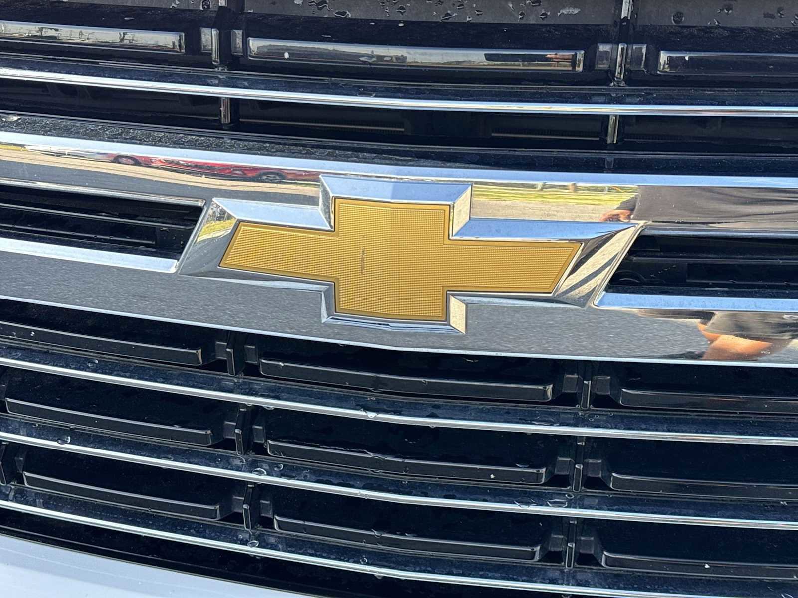 Used 2024 Chevrolet Suburban LT AWD/4WD image 10