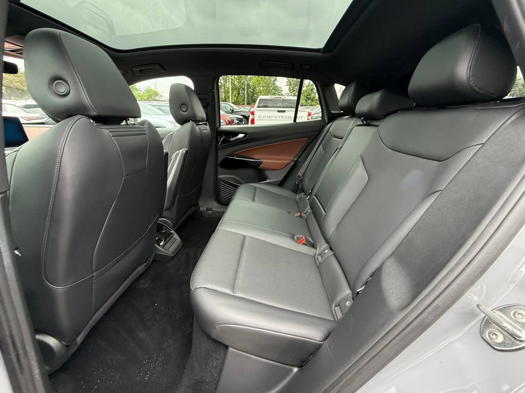 Used 2022 Volkswagen ID.4 Pro S RWD image 23