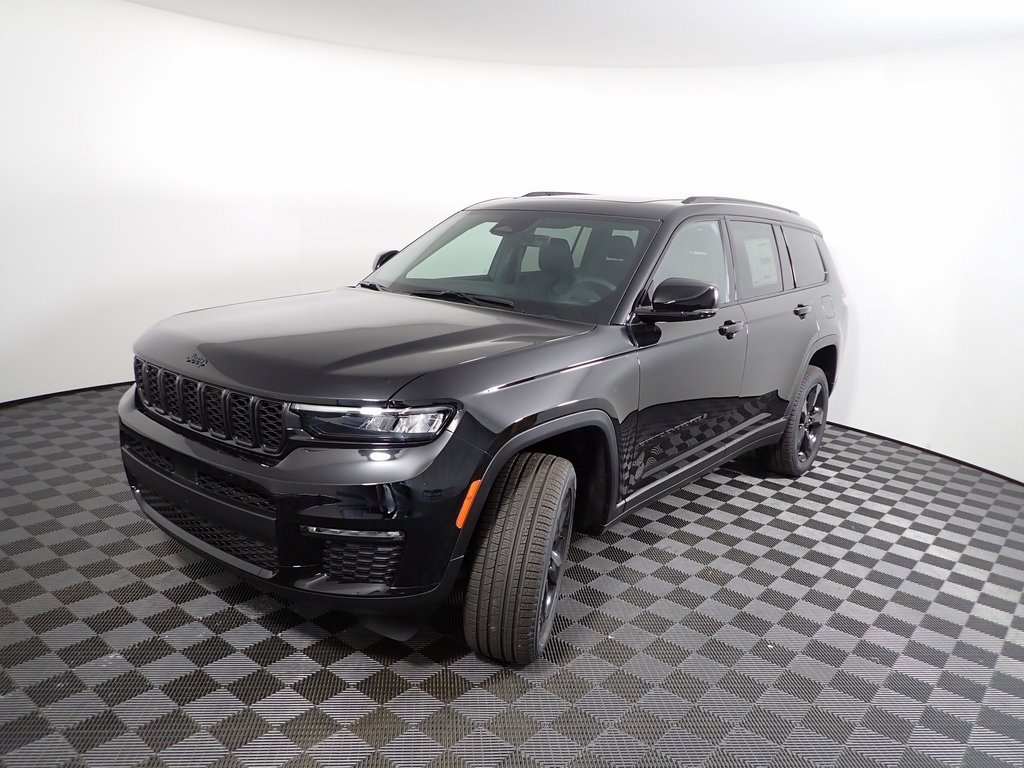 New 2025 Jeep Grand Cherokee L Limited w/ Black Appearance Package image 11