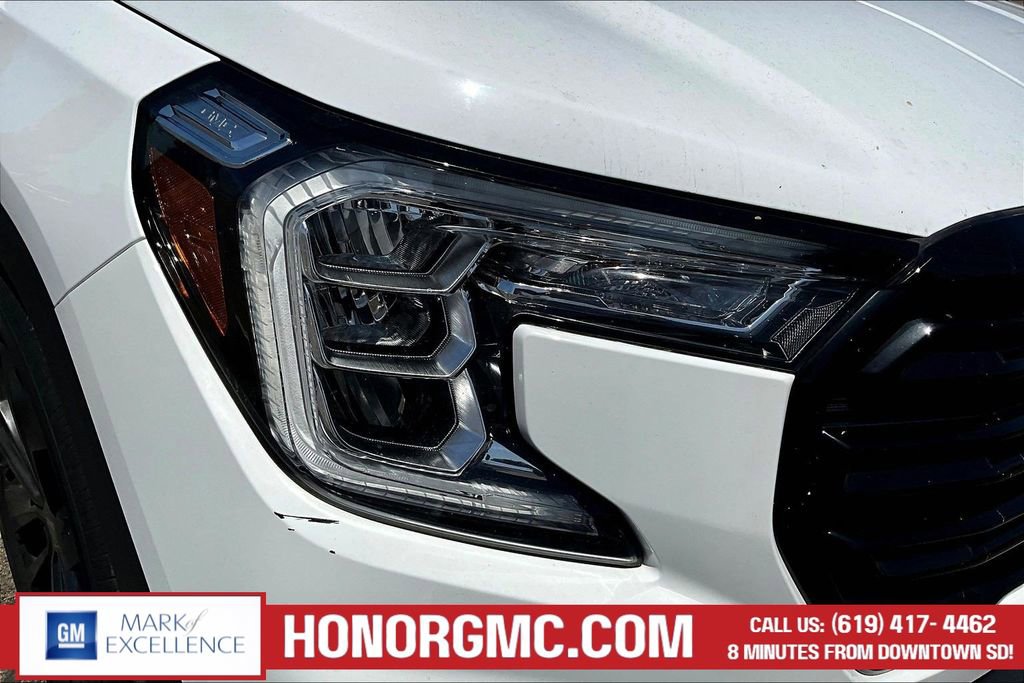 Used 2022 GMC Terrain SLE w/ Driver Convenience Package image 30