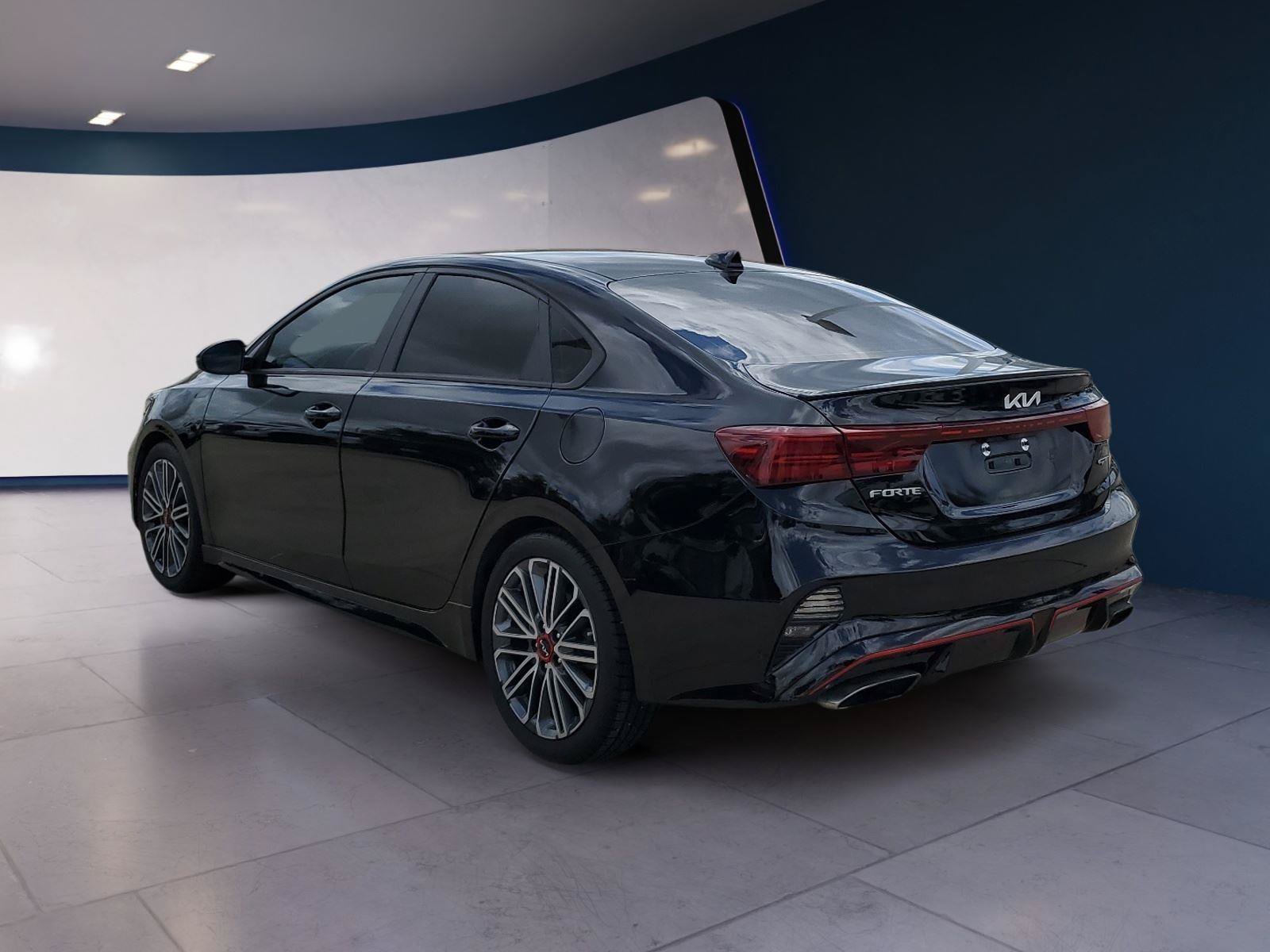 Used 2023 Kia Forte GT w/ GT2 Package FWD image 3