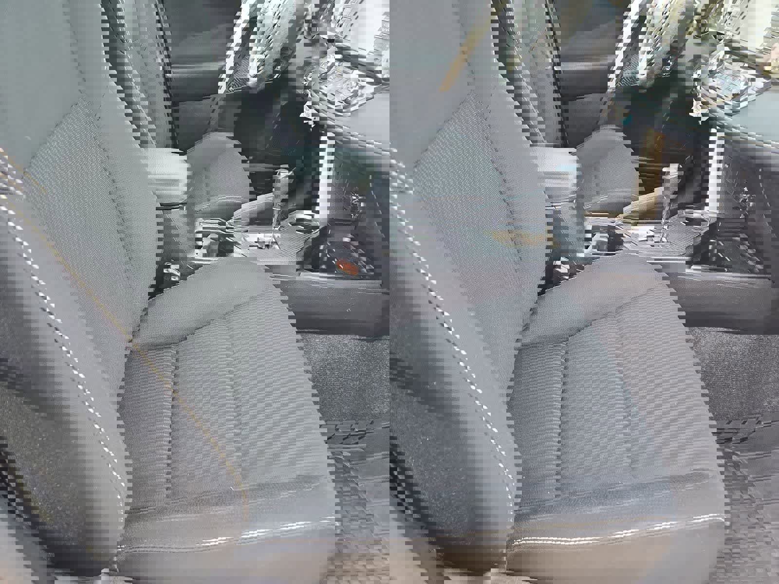 Used 2015 Toyota RAV4 XLE FWD image 22