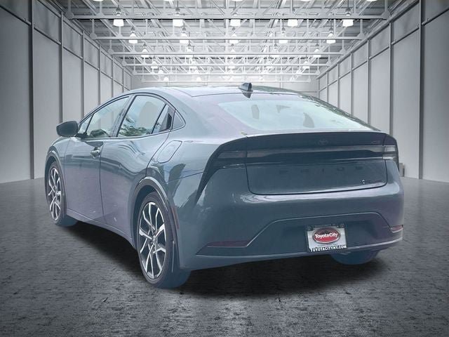 Used 2023 Toyota Prius Prime FWD image 8