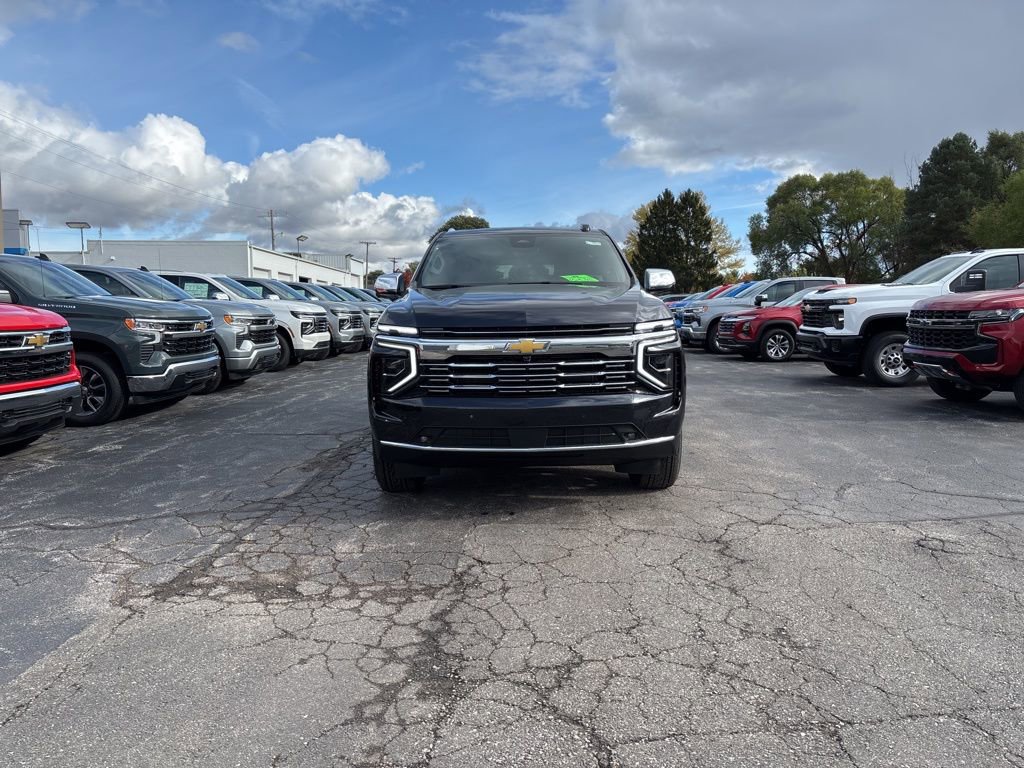 New 2026 Chevrolet Suburban Premier image 2