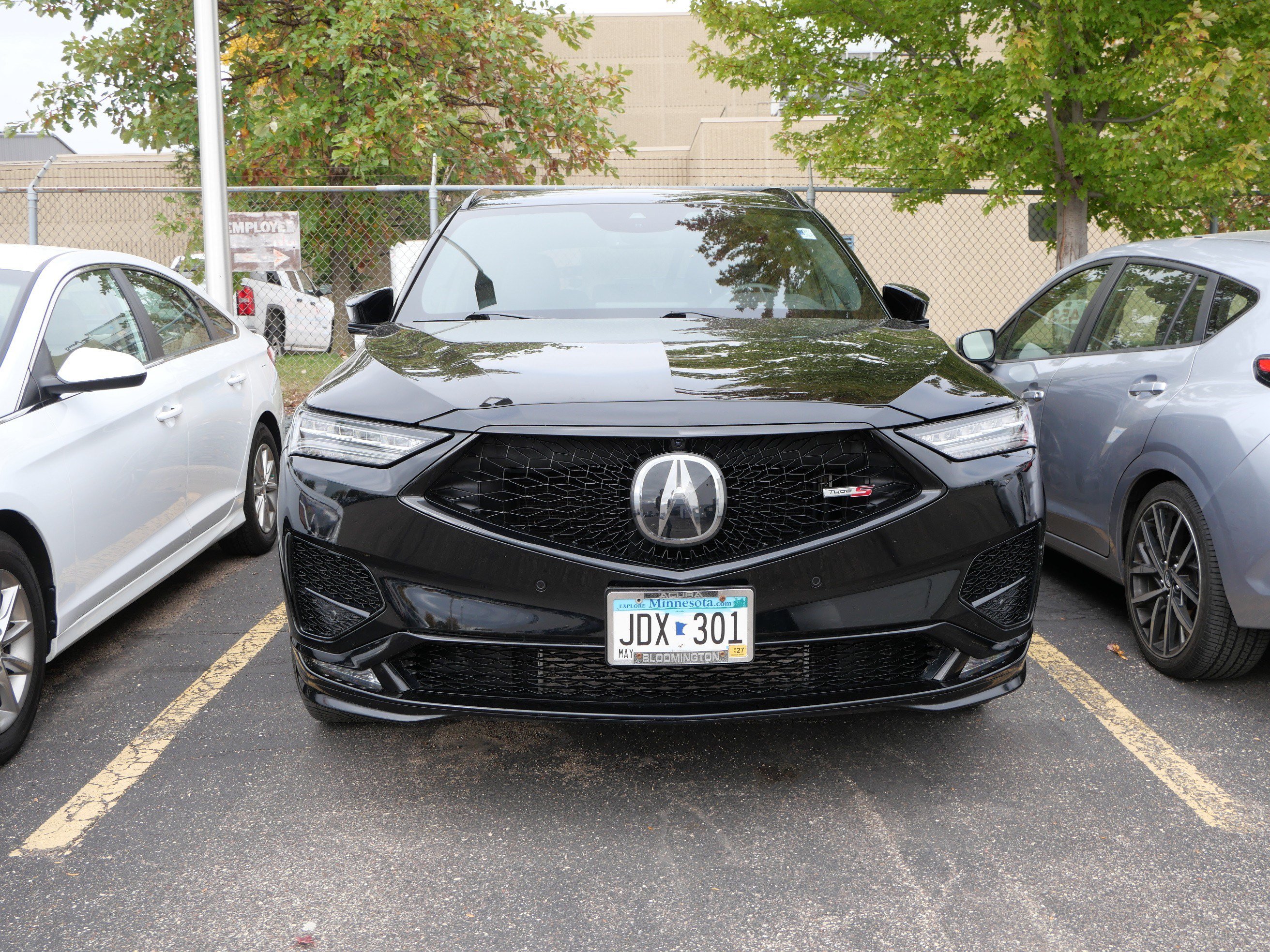 Used 2022 Acura MDX Type S w/ Advance Package AWD/4WD image 2