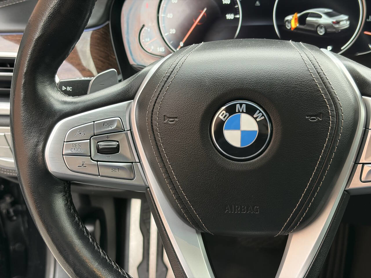 Used 2017 BMW 750i xDrive AWD/4WD image 37