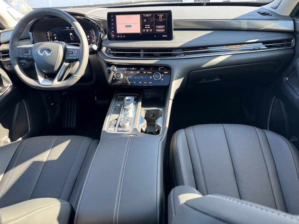 New 2026 INFINITI QX60 Luxe w/ Family Package image 6