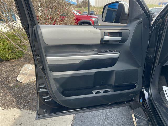 Used 2017 Toyota Tundra Limited image 9