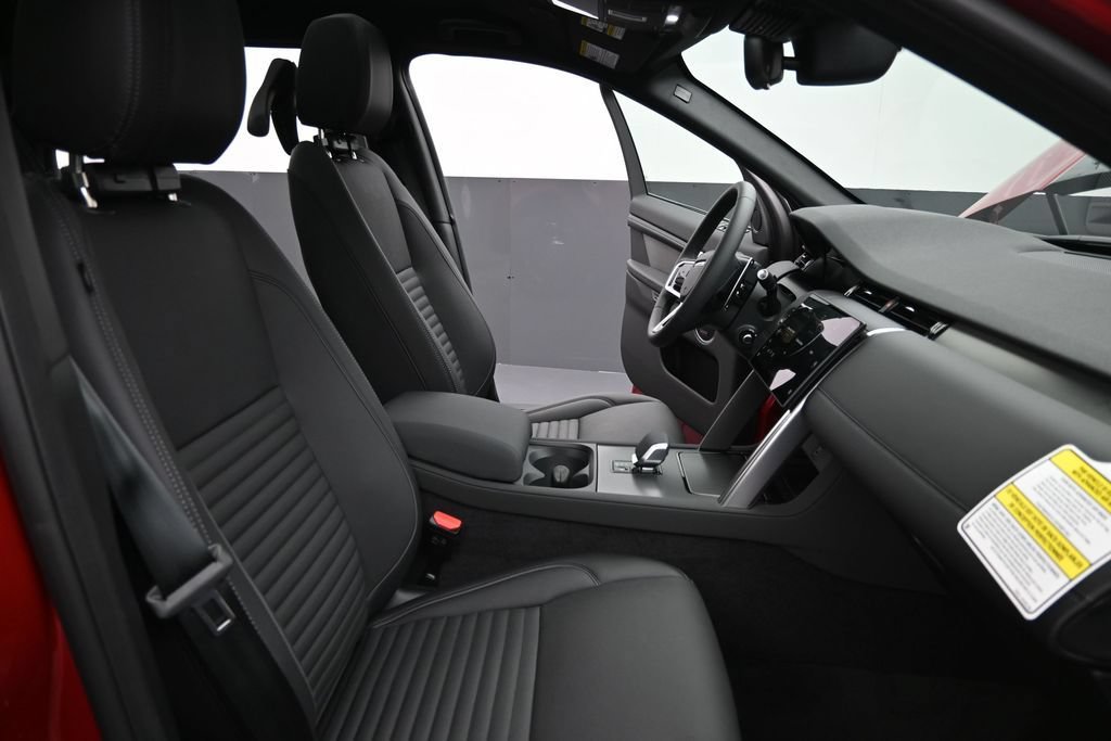 New 2026 Land Rover Discovery Sport Landmark AWD/4WD image 5