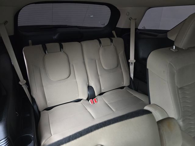 Used 2021 Ford Explorer XLT image 42