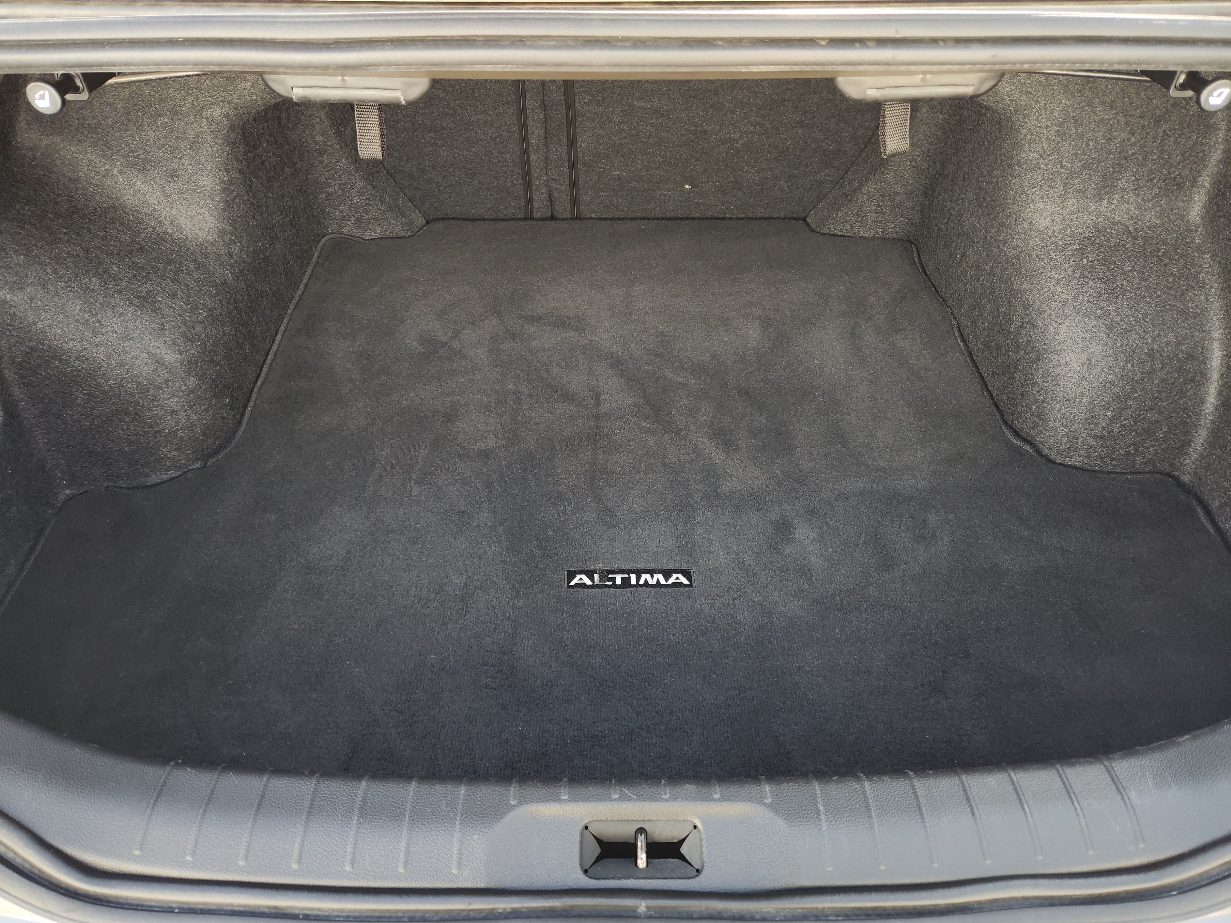 Used 2023 Nissan Altima 2.5 SV FWD image 33
