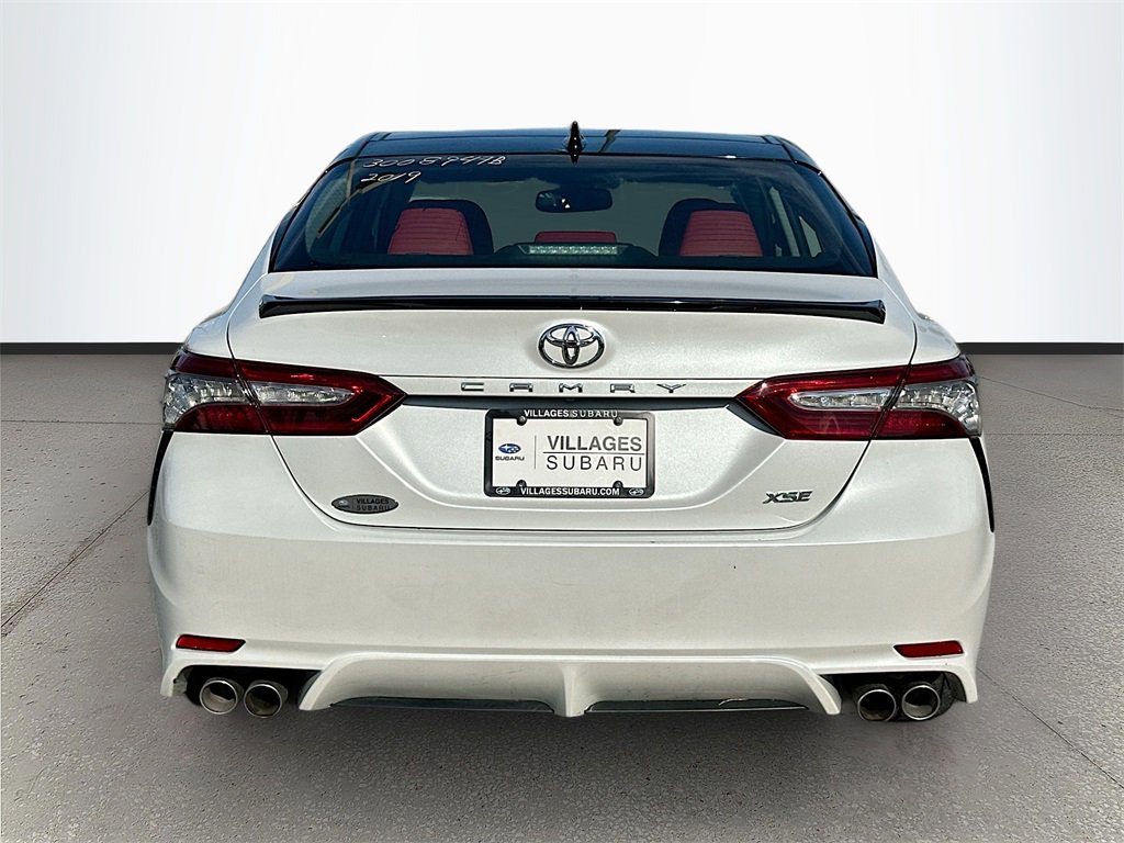 Used 2019 Toyota Camry XSE image 4