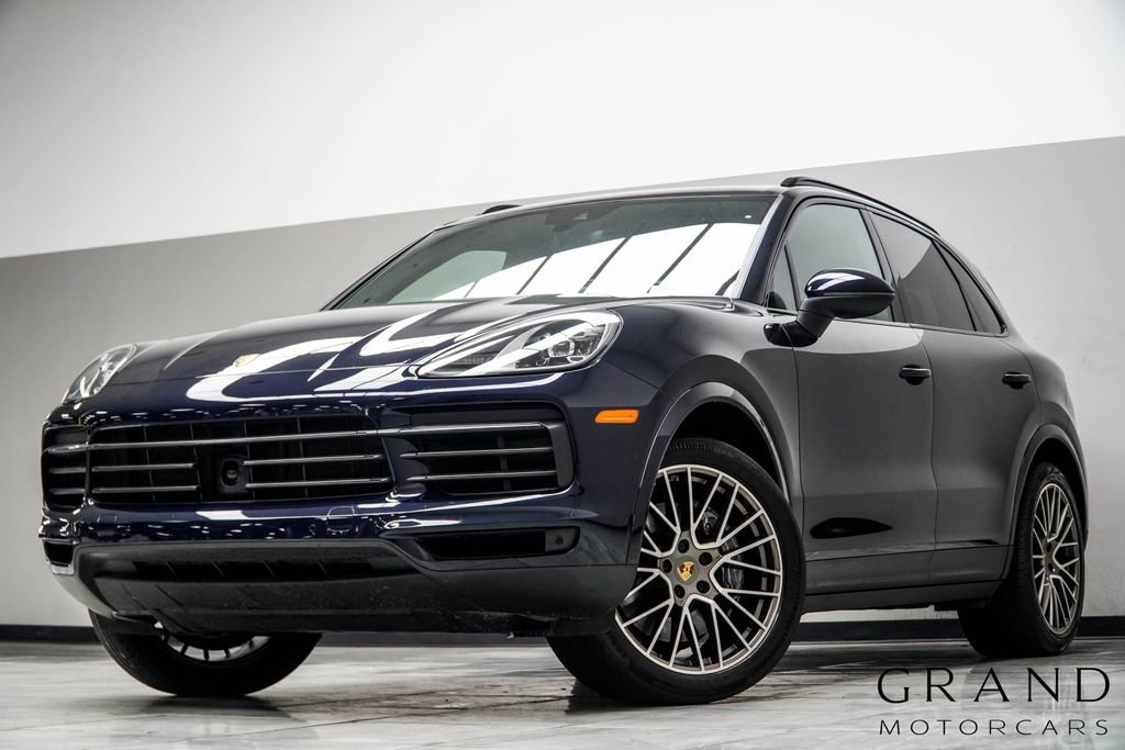 Used 2023 Porsche Cayenne Platinum Edition image 1