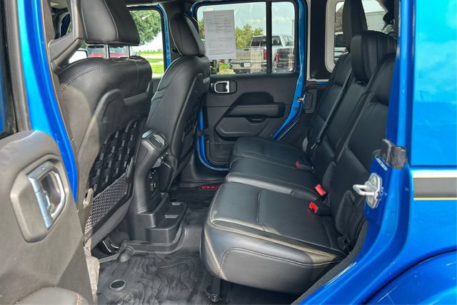 Used 2021 Jeep Wrangler Unlimited Rubicon w/ Trailer Tow Package AWD/4WD image 10