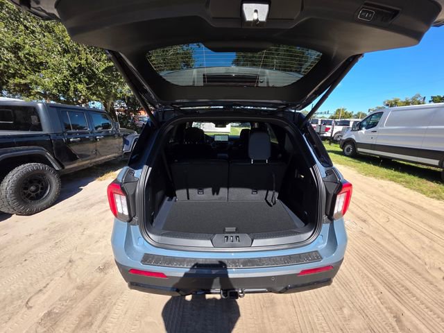New 2026 Ford Explorer ST-Line w/ ST-Line Street Pack image 23