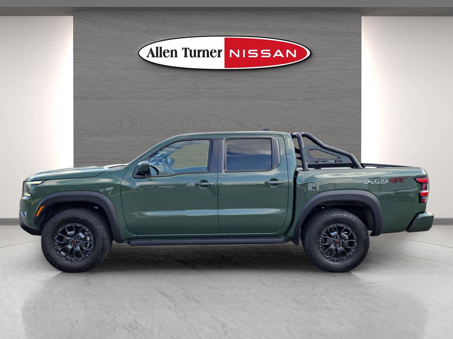 Used 2023 Nissan Frontier PRO-4X w/ Pro-4X Premium Package image 10