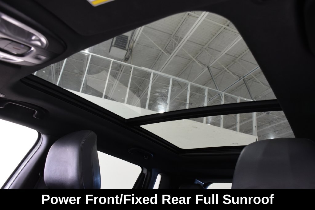 Used 2025 Jeep Compass Latitude w/ Sun & Sound Group AWD/4WD image 10