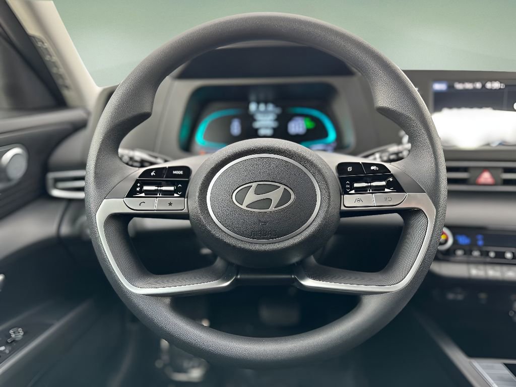 New 2025 Hyundai Elantra Blue image 11