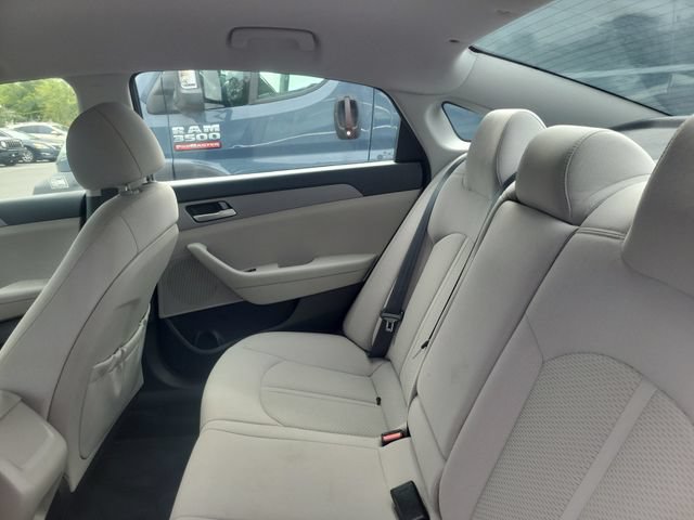 Used 2018 Hyundai Sonata SE FWD image 9