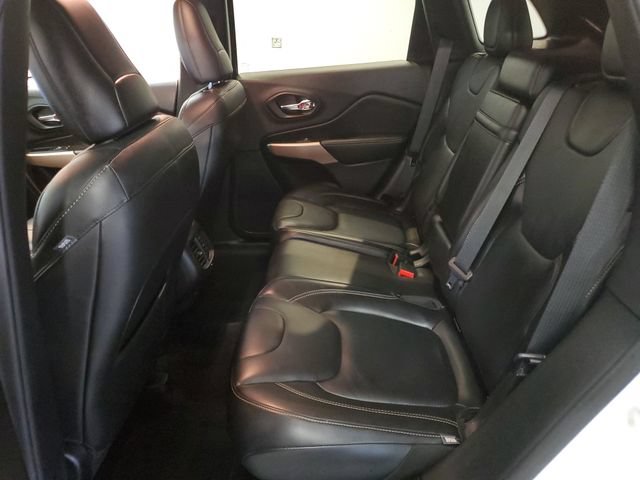 Used 2018 Jeep Cherokee Limited w/ Technology Group AWD/4WD image 26
