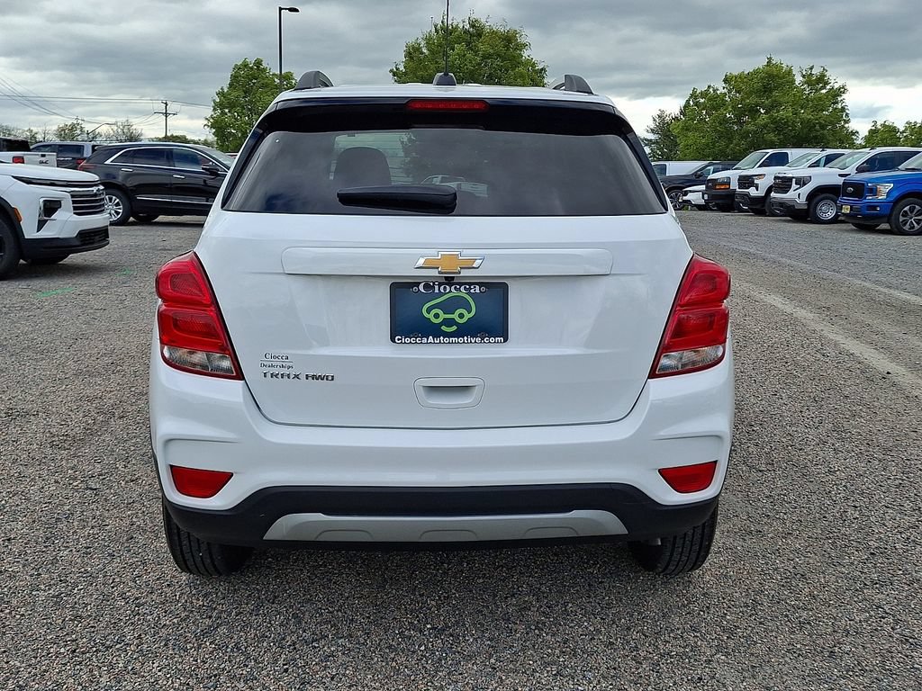 Used 2022 Chevrolet Trax LT w/ LT Convenience Package AWD/4WD image 8