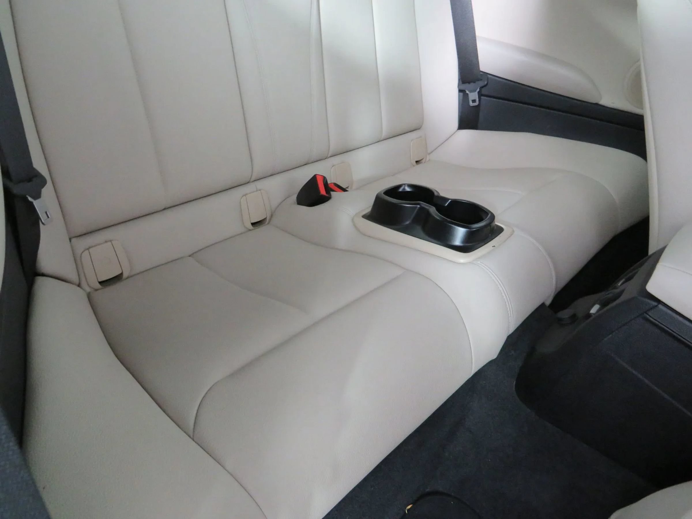 Used 2017 BMW 230i Convertible RWD image 30